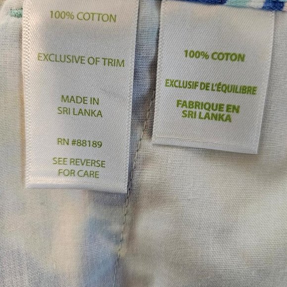 Lilly Pulitzer - Women`s Scalloped Blue and Yellow Shorts size 4 - Picture 4 of 6